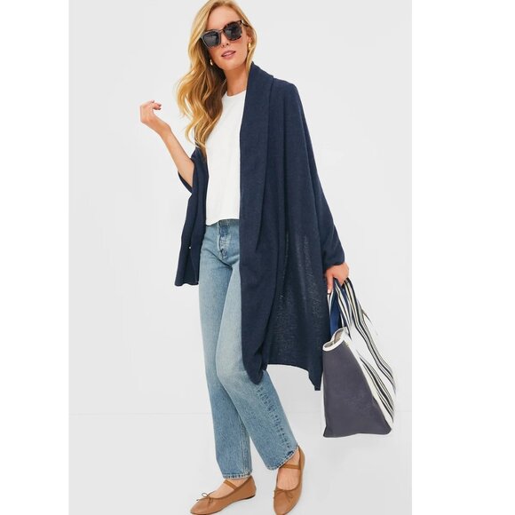 NWOT Tuckernuck Midnight Cashmere Blanket Scarf in Navy - Picture 16 of 16